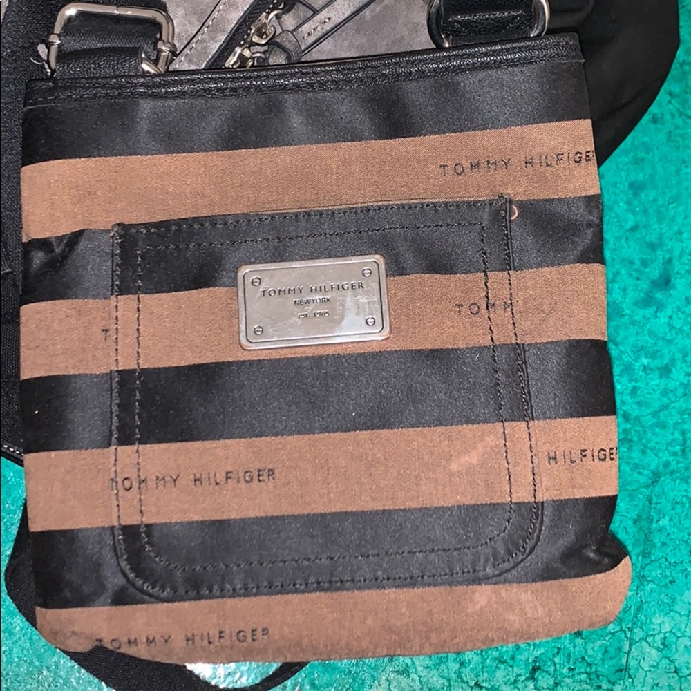 Tommy Hilfiger bag